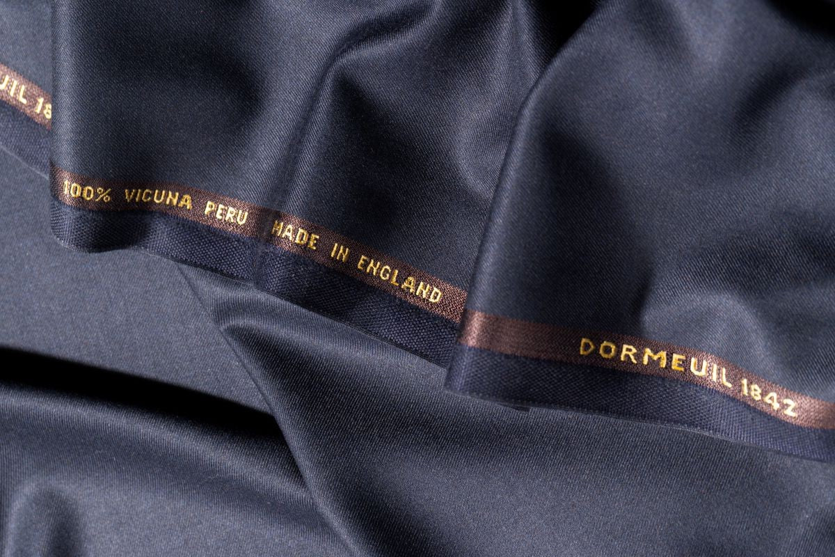 Extreme Vicuna Worsted – Dormeuil